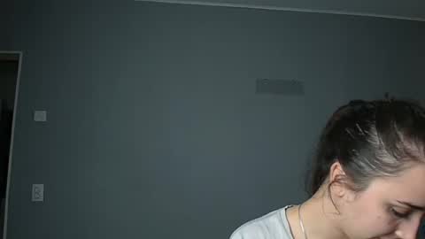 Snapshot of olivia_oliv chatting on September 19, 8:01 pm Olivia online show from September 19, 8:01 pm
