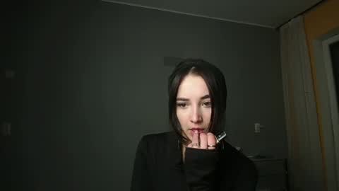 Snapshot of olivia_oliv chatting on February 25, 5:19 pm Olivia online show from February 25, 5:19 pm
