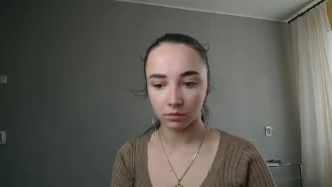 Snapshot of olivia_oliv chatting on March 12, 11:53 am Olivia online show from March 12, 11:53 am