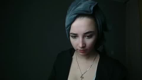 Snapshot of olivia_oliv chatting on February 5, 8:46 pm Olivia online show from February 5, 8:46 pm