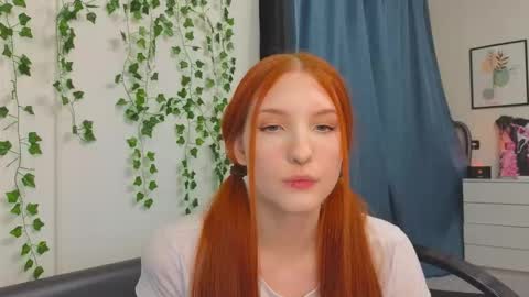  OLIVIA    online show from November 17, 7:05 pm