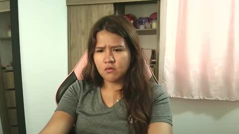 Olivia online show from October 13, 1:46 pm