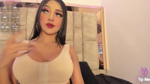 Olivia Evangelista online show from March 28, 2:46 am