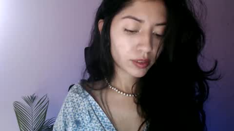 oliviaaa__ online show from March 10, 3:49 pm