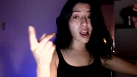 oliviaaa__ online show from October 3, 10:51 pm
