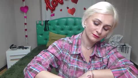 OliviaHorst online show from September 24, 5:25 am