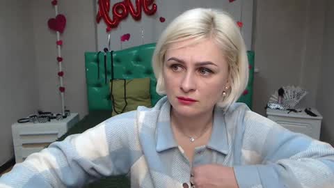Snapshot of oliviahorst chatting on March 12, 3:29 pm OliviaHorst online show from March 12, 3:29 pm