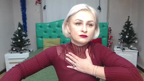 Snapshot of oliviahorst chatting on January 18, 6:13 am OliviaHorst online show from January 18, 6:13 am