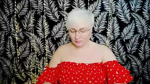 Kelly online show from May 24, 11:17 am