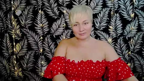 Kelly online show from January 18, 5:26 pm