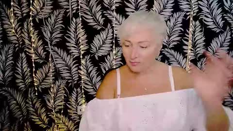 Kelly online show from October 10, 11:38 am