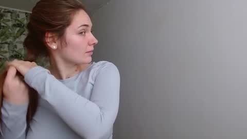 Olivia online show from November 30, 6:31 am