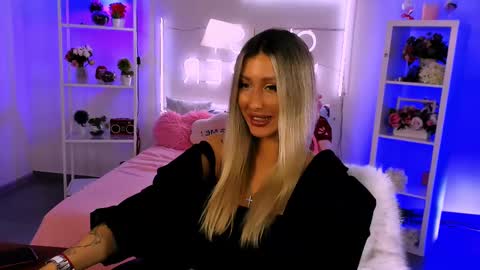 Olivia online show from February 19, 4:34 am