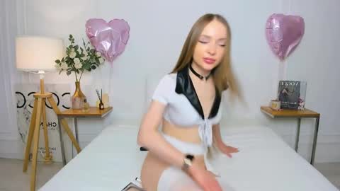Olivia online show from May 23, 3:46 am