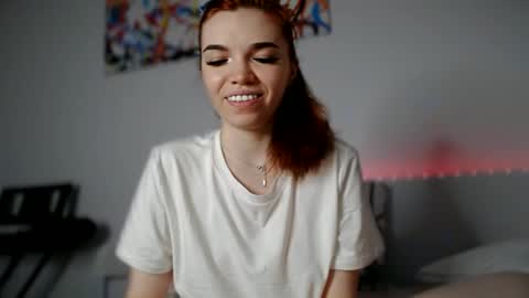 Snapshot of olivka_flower chatting on January 31, 7:29 pm Angelina Lina online show from January 31, 7:29 pm