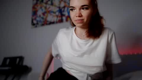 Snapshot of olivka_flower chatting on January 31, 10:31 pm Angelina Lina online show from January 31, 10:31 pm