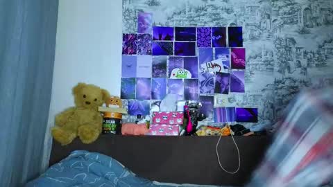 Snapshot of ololkd chatting on March 5, 8:21 pm Tony online show from March 5, 8:21 pm