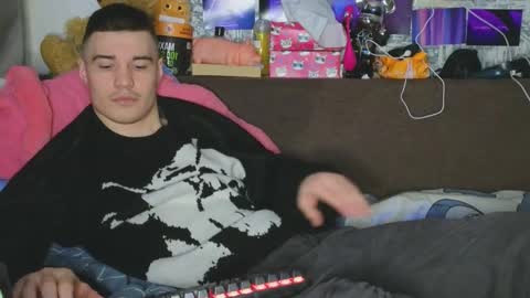 Snapshot of ololkd chatting on March 10, 8:34 pm Tony online show from March 10, 8:34 pm