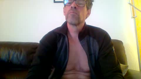 Snapshot of olover34 chatting on September 13, 8:06 am olover online show from September 13, 8:06 am