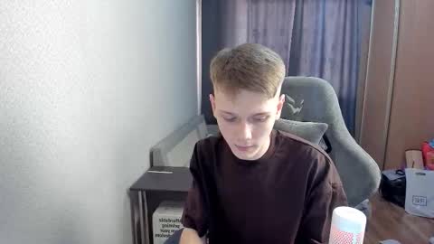 Oliver and Mira online show from March 14, 11:25 am