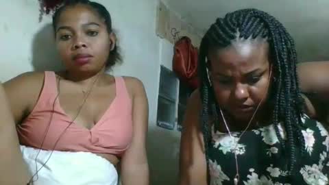 olyvienne90 online show from January 12, 6:59 pm