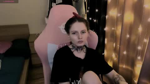 on_yxxx online show from November 11, 8:44 pm