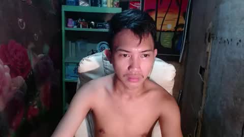 Wyn Will serve you and be your slave online show from January 8, 11:43 am