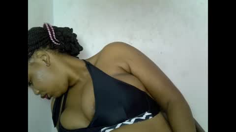 oneofdbestchubbygaloncb online show from June 10, 3:06 am