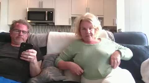 couple mature milf bigboobs curvy mommydaddy online show from February 9, 12:28 am