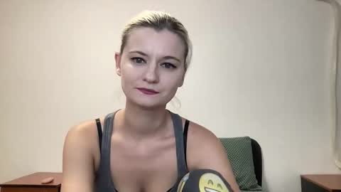 Onika online show from September 29, 11:48 pm