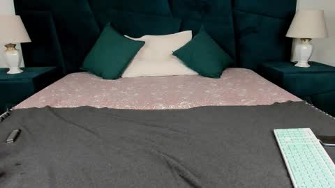 Erick  online show from November 23, 1:53 pm