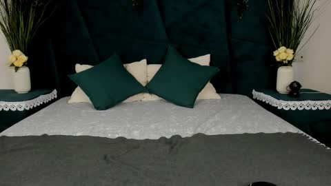 Erick  online show from December 17, 11:50 am