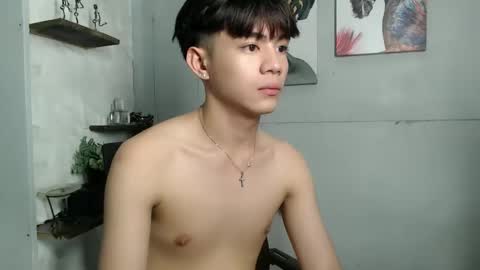 MAU online show from December 13, 7:53 pm