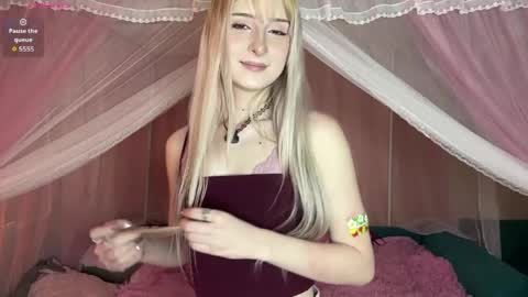 Eva online show from May 10, 9:26 am