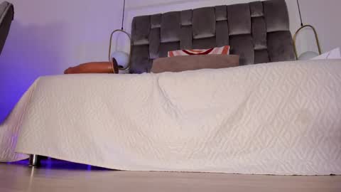 Only online show from May 11, 4:41 am