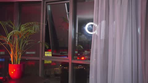 Nicolle online show from January 5, 6:13 pm