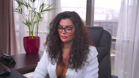 Nicolle online show from March 1, 10:02 am