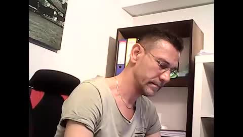 onlyprivate m35 online show from April 21, 9:05 am