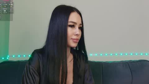 Snapshot of onlyxandra7 chatting on February 24, 7:00 am Xandra online show from February 24, 7:00 am
