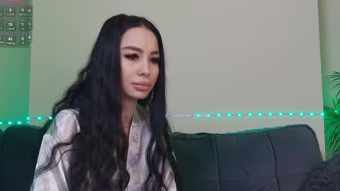 Snapshot of onlyxandra7 chatting on February 7, 8:44 am Xandra online show from February 7, 8:44 am