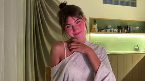 Helen online show from July 4, 10:02 pm