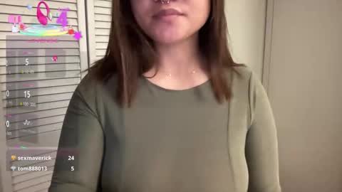 Miss Girly online show from November 13, 9:12 am