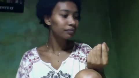 oolyette online show from November 14, 7:54 am