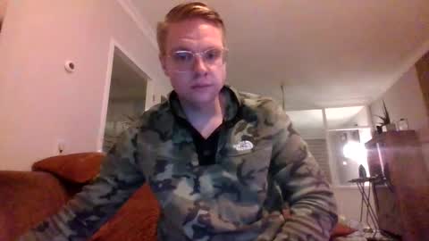 oook5 online show from October 9, 9:42 pm