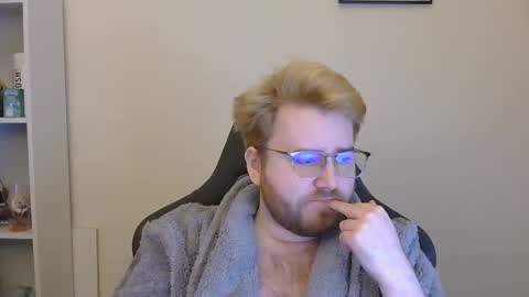 orangegummybear online show from September 29, 4:00 am