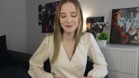 Emma online show from January 24, 1:56 am