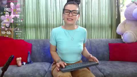 Oriana online show from November 6, 4:54 pm