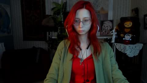 Orianna -  Hi Im into geek culture cosplay crafting LARP games. Shall we play DnD online show from January 14, 9:02 am