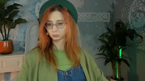 Orianna -  Hi Im into geek culture cosplay crafting LARP games. Shall we play DnD online show from December 30, 1:03 pm