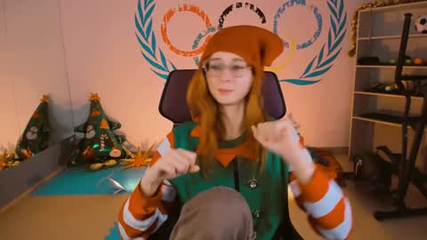 Orianna -  Hi Im into geek culture cosplay crafting LARP games. Shall we play DnD online show from December 26, 12:16 pm